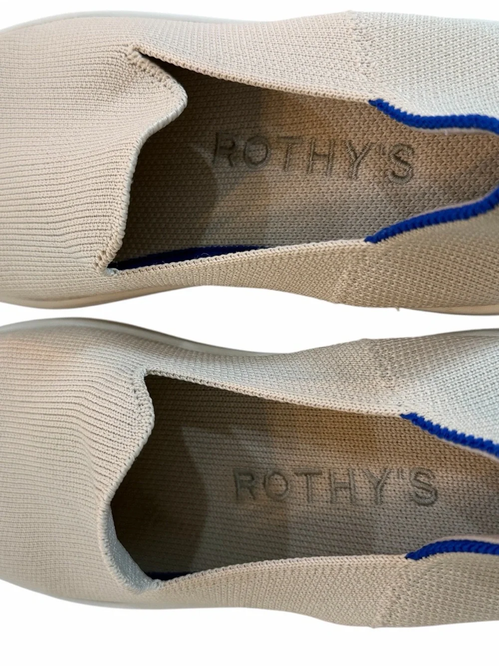 Rothy's Slip-On Loafers in sand with Navy Heel Trim size 5.5 - Picture 3 of 9